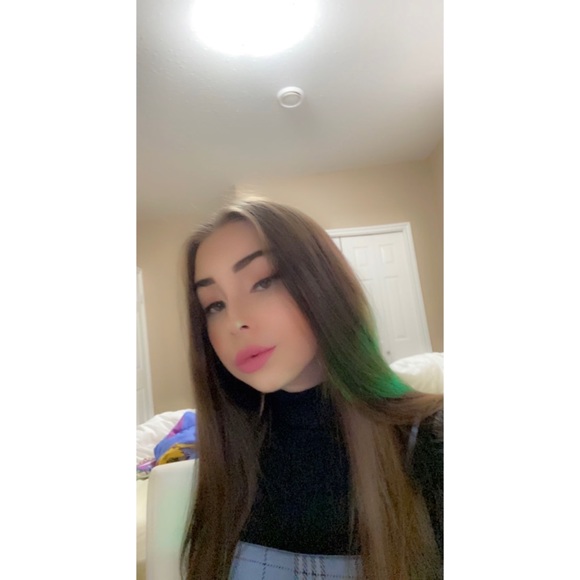 Meet your Posher, Rylee - Picture 1 of 1